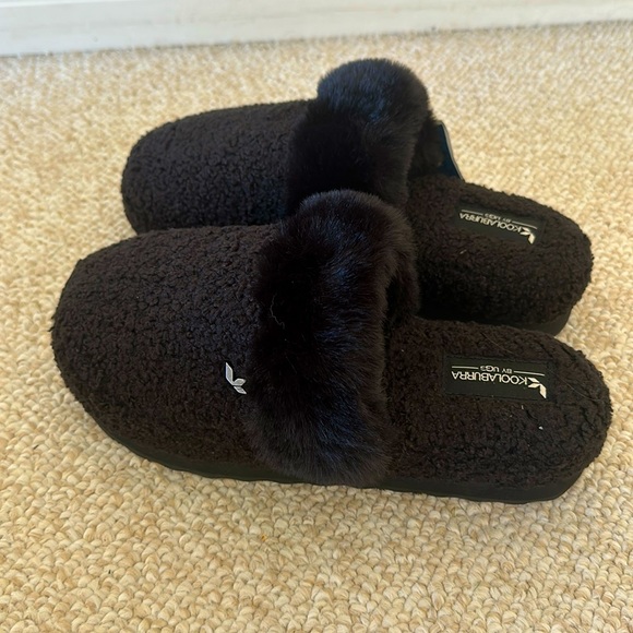 Koolaburra by UGG Peachee Women's Faux-Fur Slippers - Picture 1 of 4
